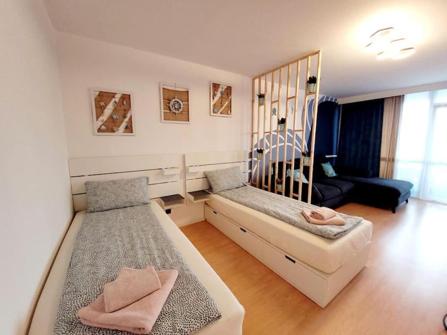 Grosse 3-Zimmer Wohnung, Zentrale Lage. Mülheim an der Ruhr Exterior foto